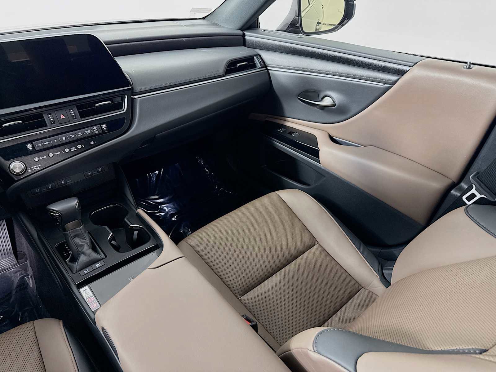 Used 2023 Lexus ES 300h w/ Premium Package FWD image 25