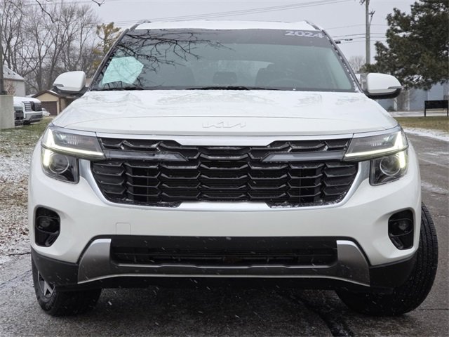 Used 2024 Kia Seltos EX image 12