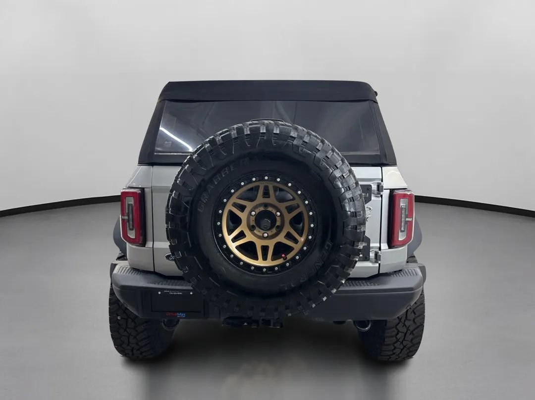 Used 2022 Ford Bronco Badlands w/ Sasquatch Package AWD/4WD image 8
