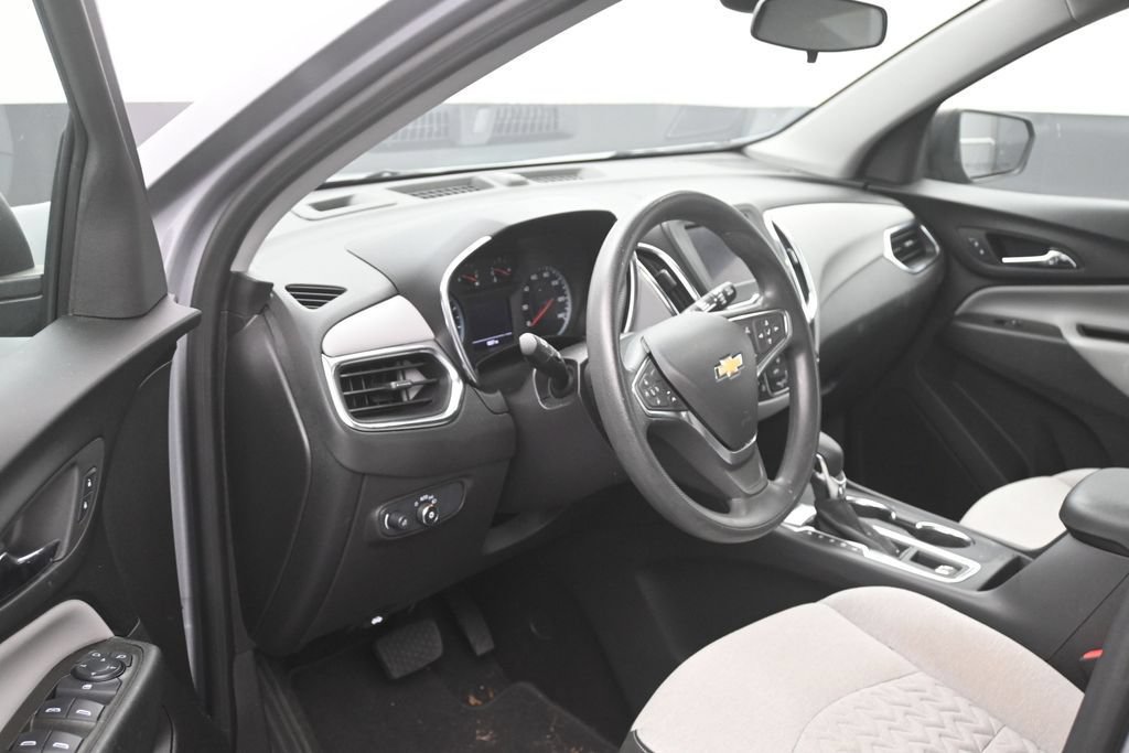 Used 2024 Chevrolet Equinox LS FWD image 11