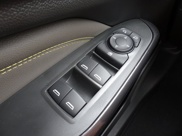 New 2026 Chevrolet Trax ACTIV w/ Sunroof Package FWD image 13