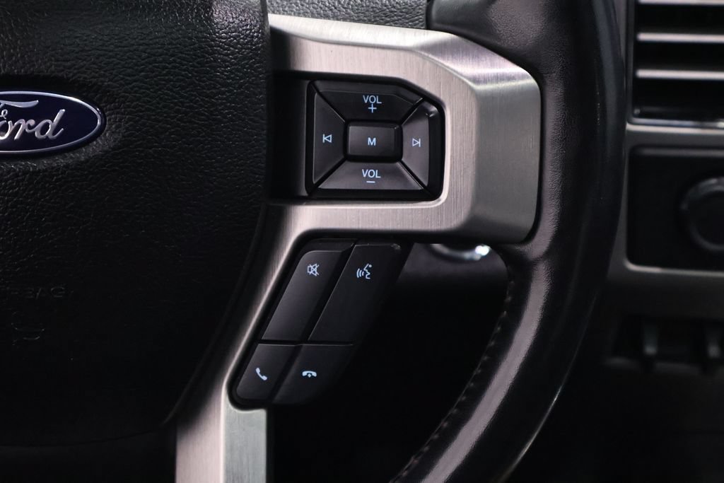 Certified 2019 Ford F450 Platinum w/ Platinum Ultimate Package AWD/4WD image 28