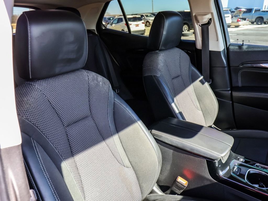 Used 2023 Buick Envision Preferred image 15