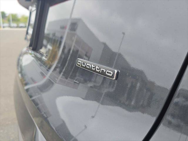 Used 2025 Audi Q5 Premium Plus w/ Premium Plus AWD/4WD image 13