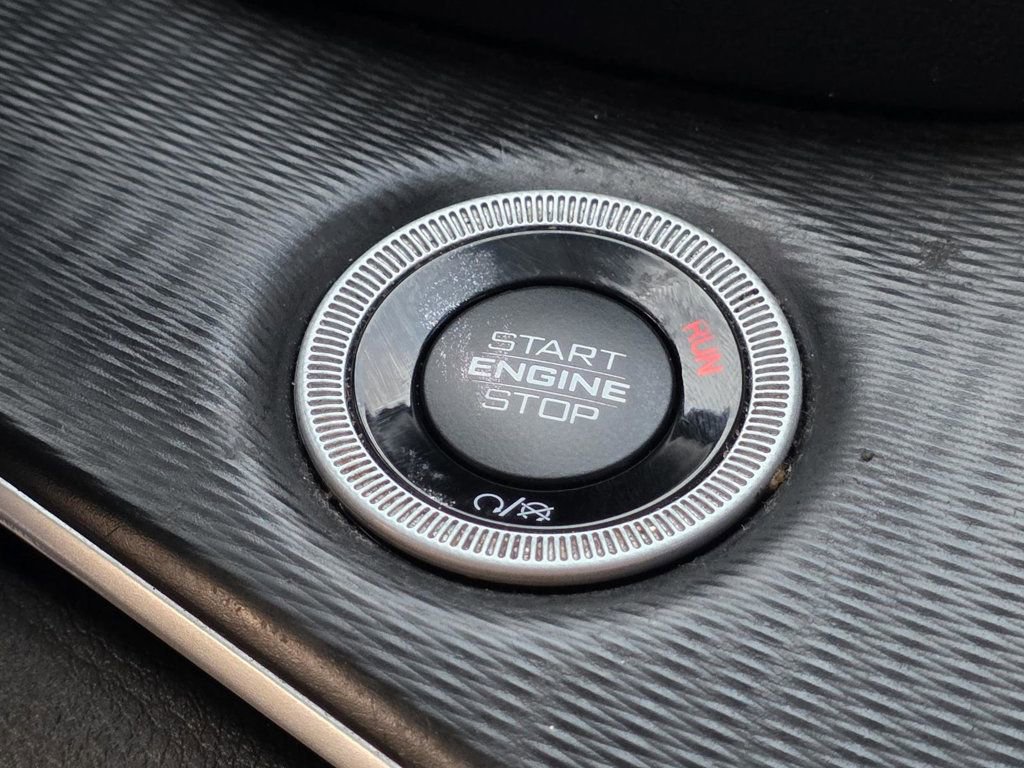 Used 2023 Jeep Grand Cherokee L Laredo w/ Luxury Tech Group I image 21