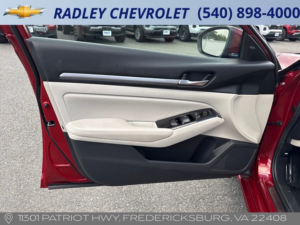 Used 2024 Nissan Altima 2.5 SL image 5