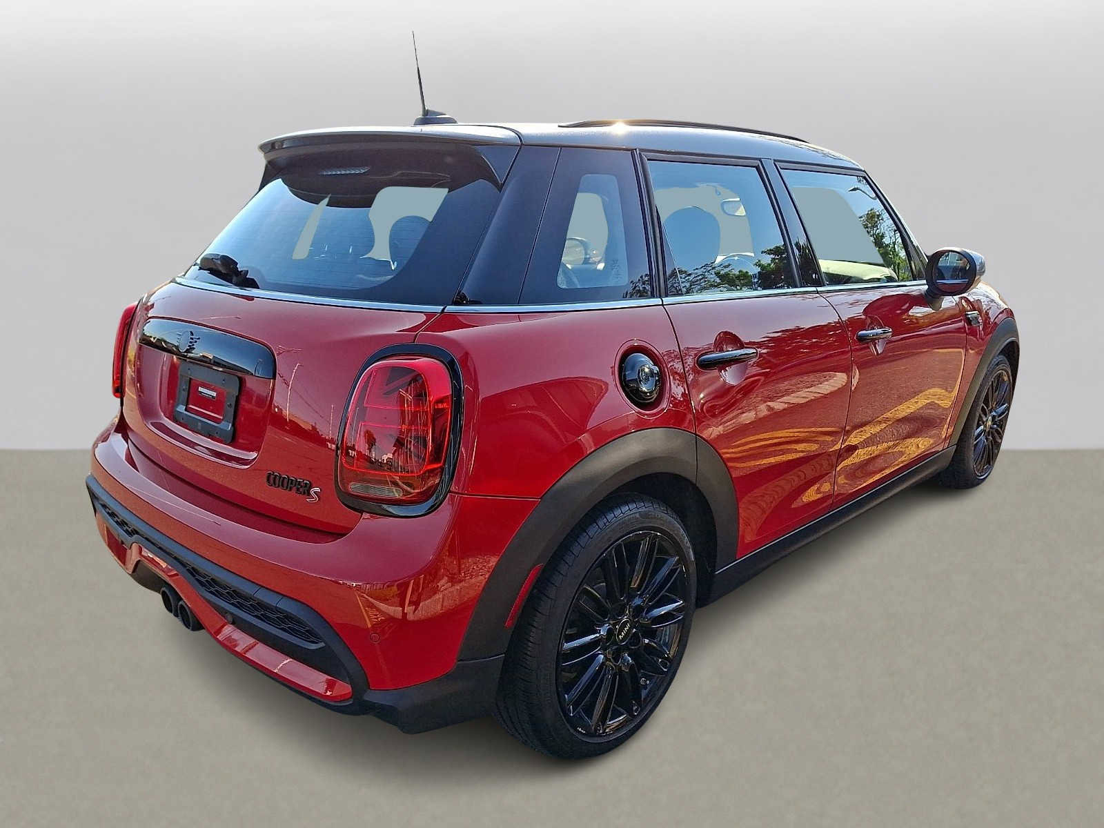 Certified 2023 MINI Cooper S FWD image 4