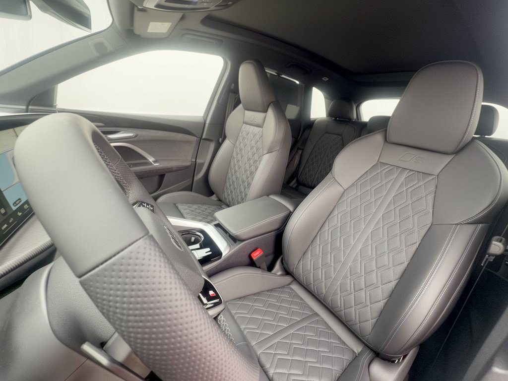 New 2026 Audi SQ5 Prestige AWD/4WD image 5