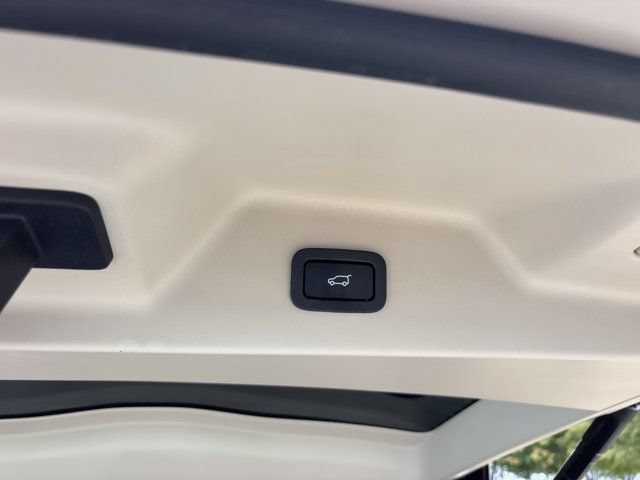 Used 2020 Land Rover Range Rover HSE AWD/4WD image 10