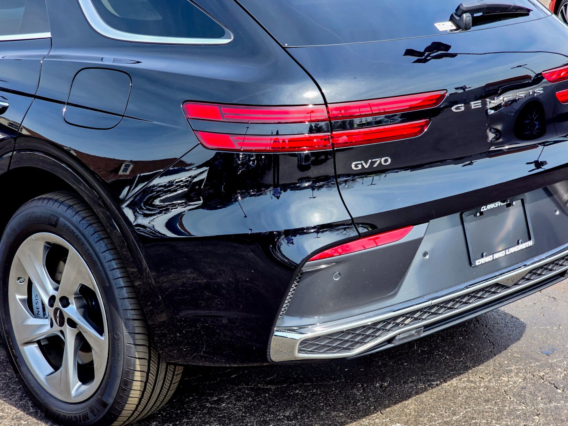 Used 2026 Genesis GV70 2.5T Select image 25