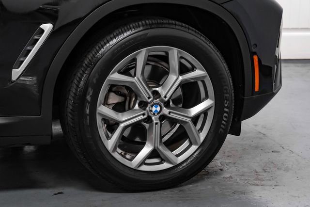 Used 2024 BMW X4 xDrive30i AWD/4WD image 55