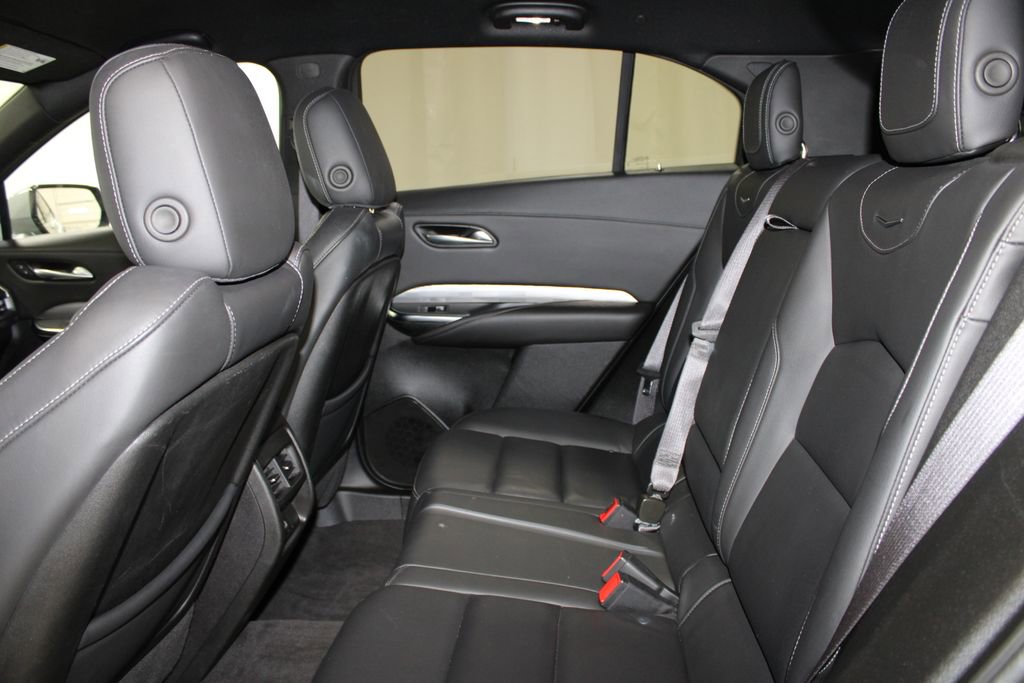 Used 2024 Cadillac XT4 Premium Luxury image 21