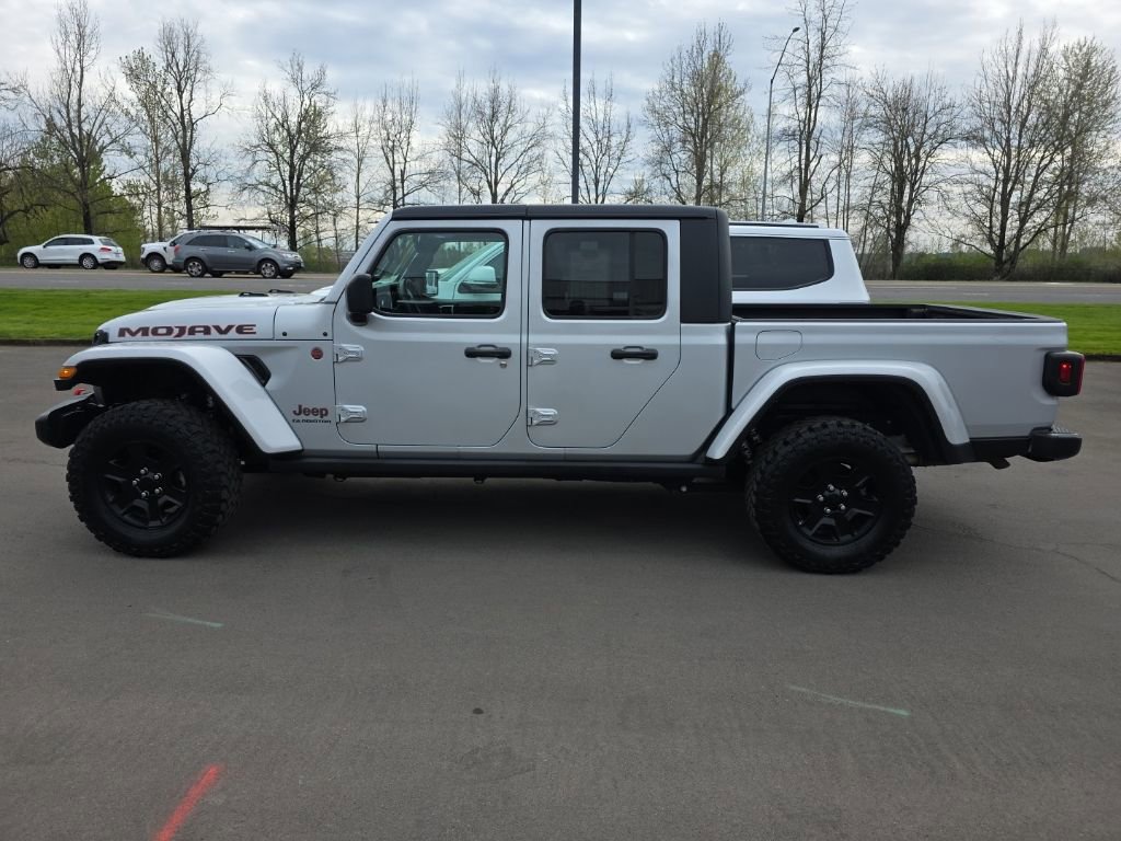 Used 2022 Jeep Gladiator Mojave w/ Trailer Tow Package image 2