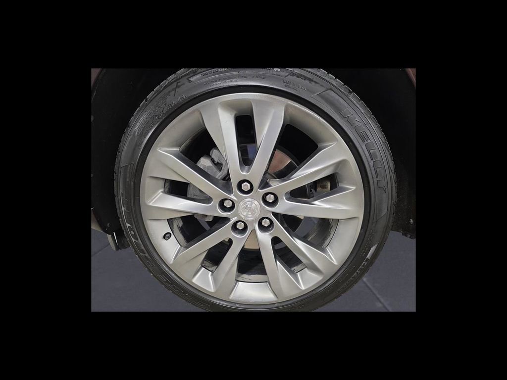 Used 2021 Buick Envision Avenir AWD/4WD image 10