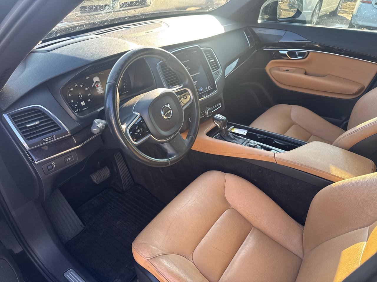 Used 2019 Volvo XC90 T6 Momentum w/ Advanced Package AWD/4WD image 10
