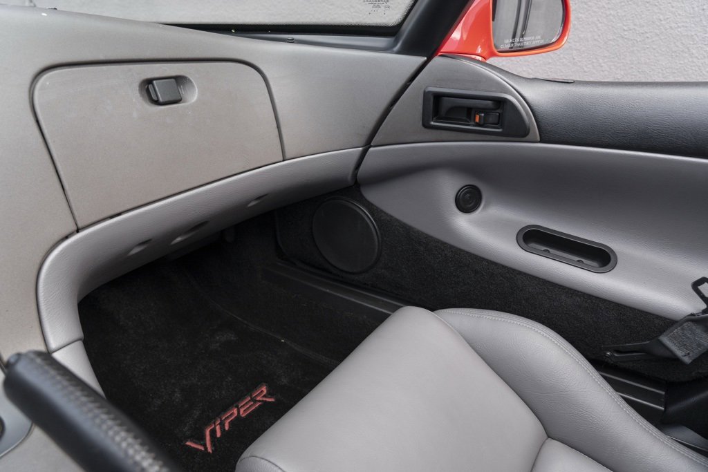 Used 1993 Dodge Viper RT/10 image 46