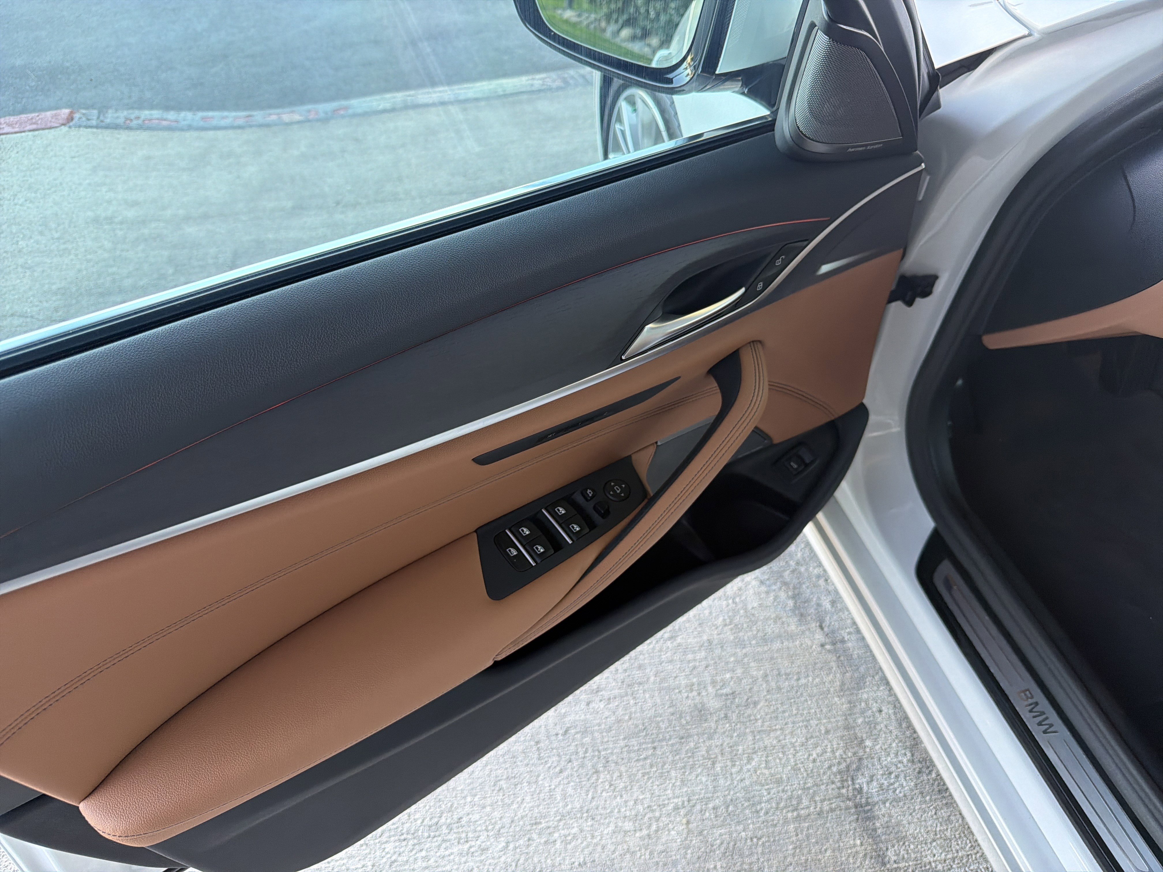 Certified 2023 BMW 540i w/ Premium Package image 46