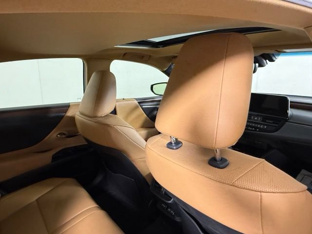 Certified 2025 Lexus ES 300h w/ Premium Package FWD image 28