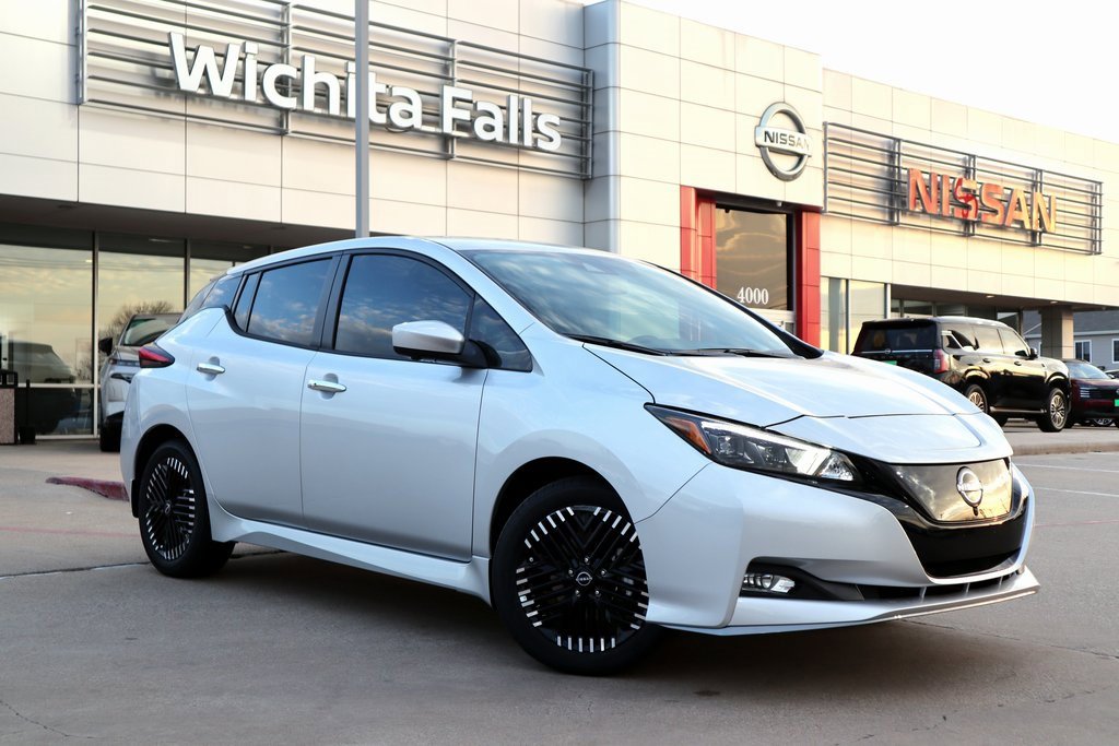 Used 2025 Nissan Leaf SV Plus