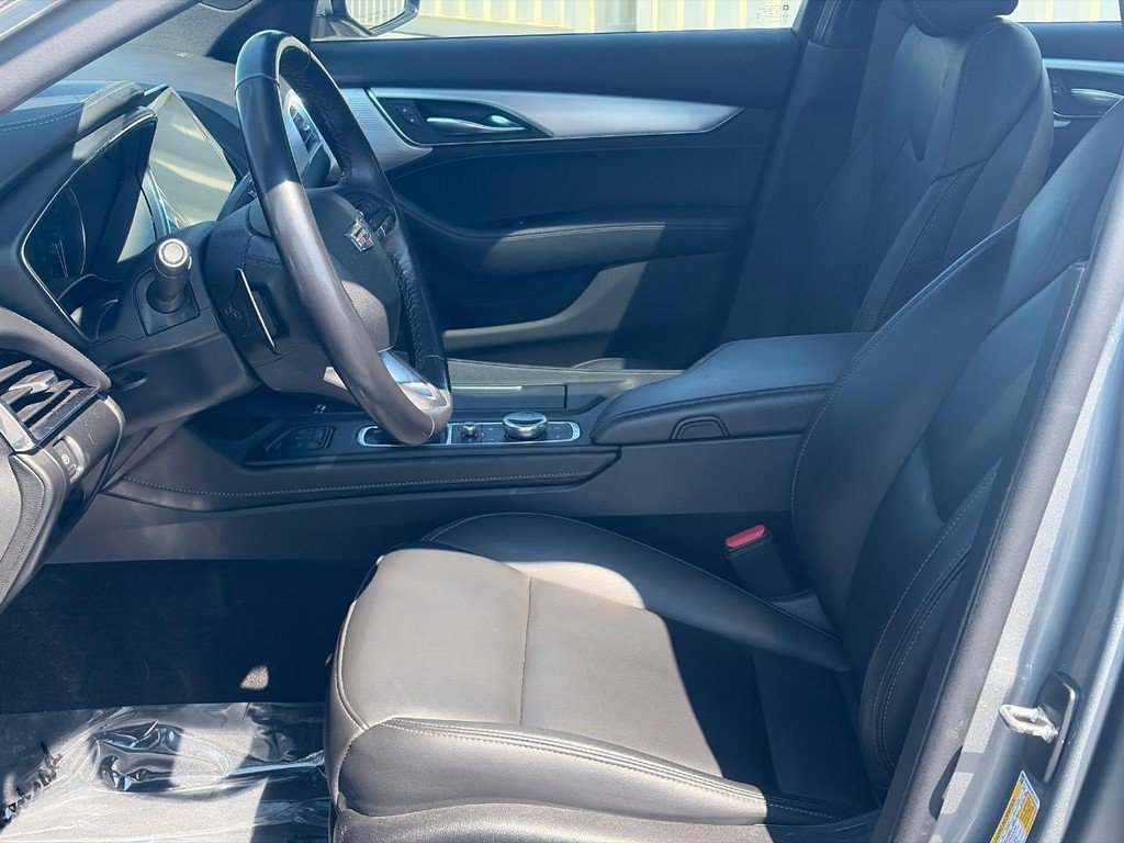 Certified 2023 Cadillac CT5 Luxury w/ Sun And Sound Package AWD/4WD image 4