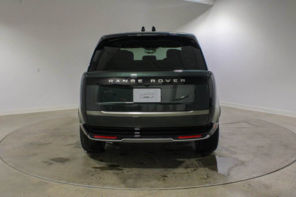 New 2026 Land Rover Range Rover SE image 4