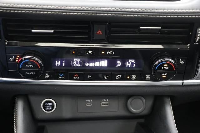 Used 2023 Nissan Rogue SL w/ SL Premium Package image 55