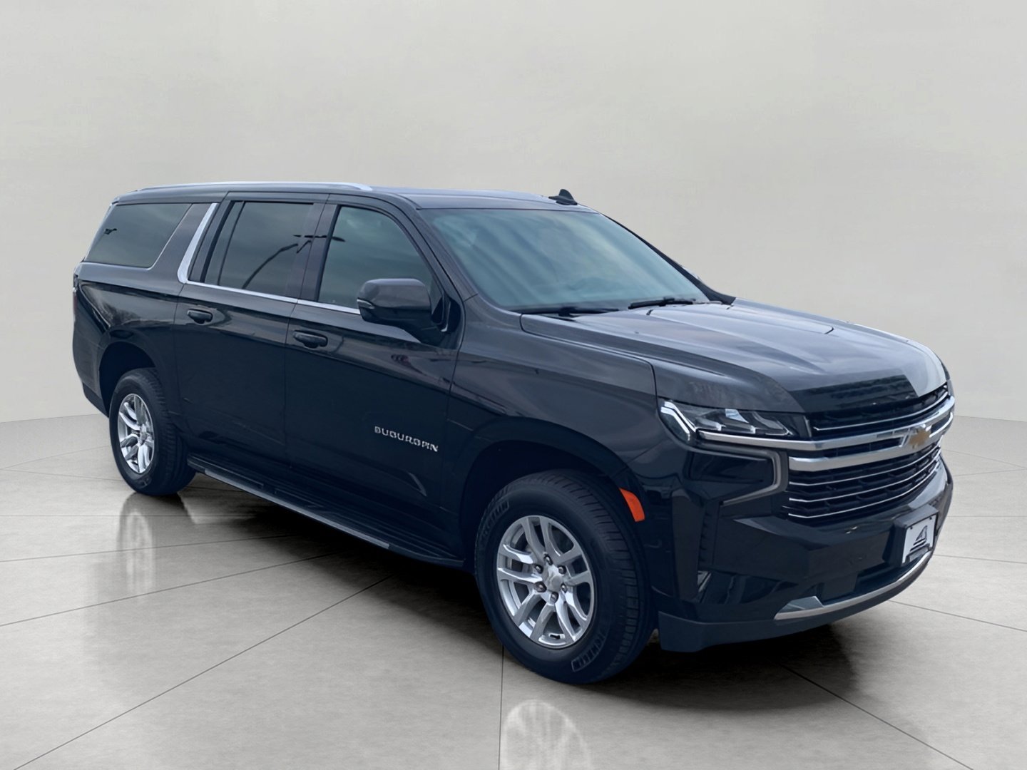 Used 2021 Chevrolet Suburban LT w/ Luxury Package