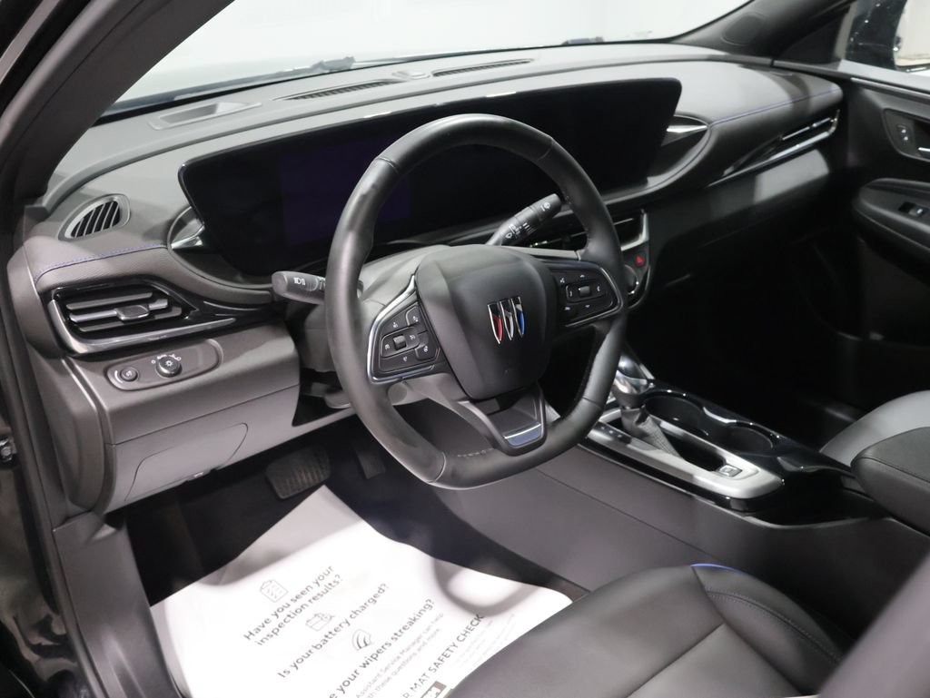 Used 2024 Buick Envista Sport Touring w/ Experience Buick Package FWD image 14