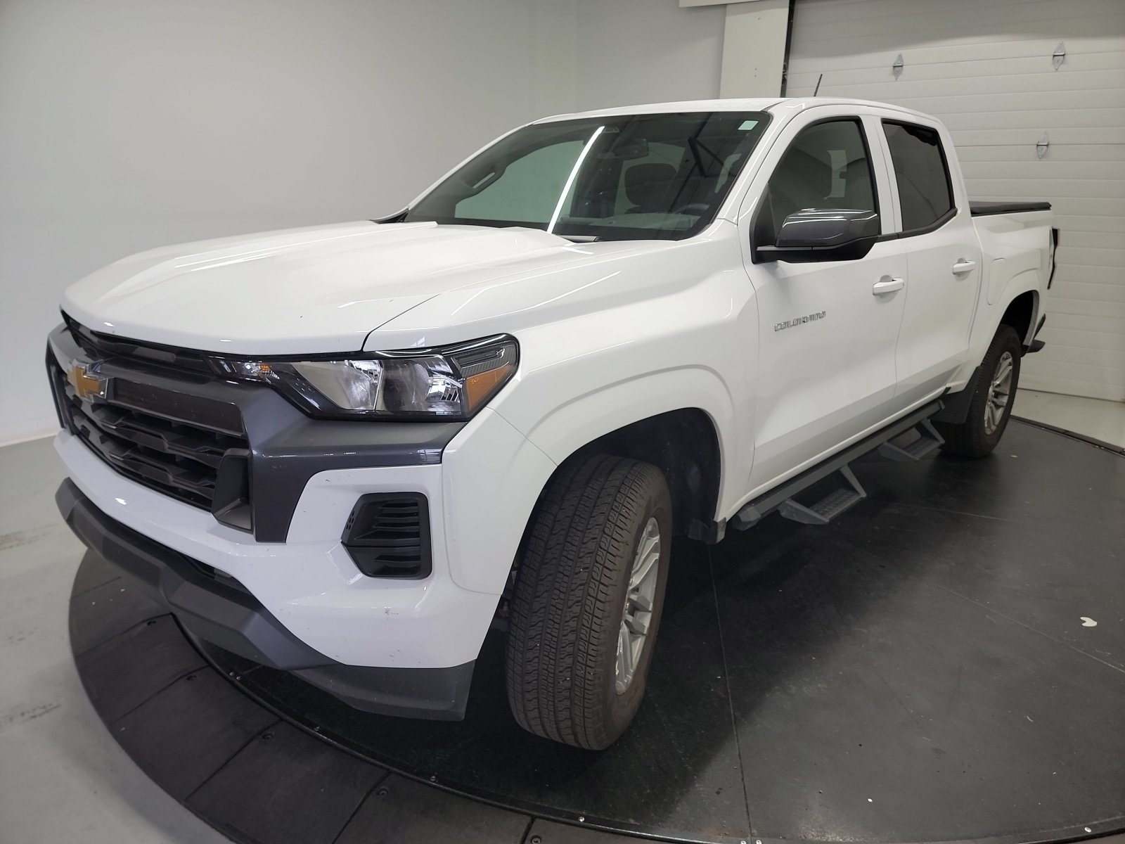 Used 2026 Chevrolet Colorado LT w/ Advanced Trailering Package AWD/4WD video 3