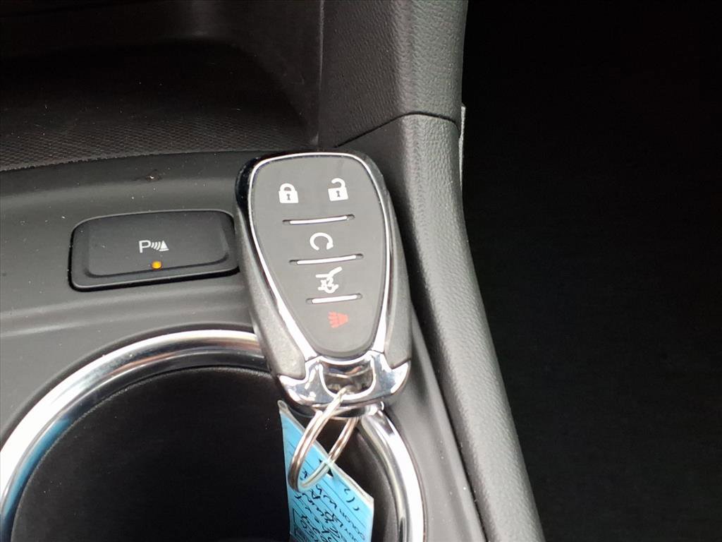 Certified 2024 Chevrolet Equinox LT w/ LPO, Floor Liner Package image 19