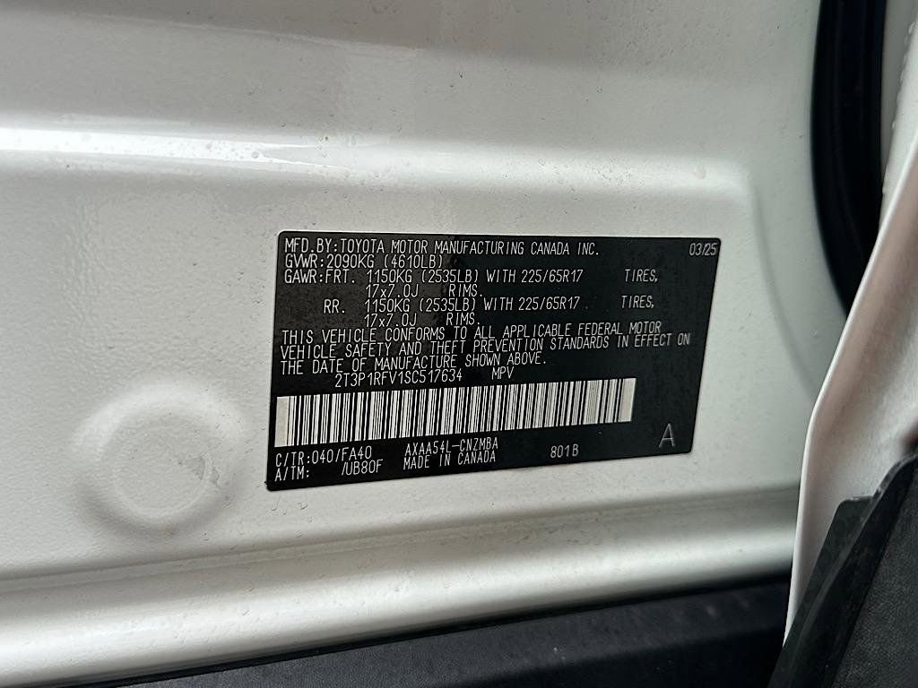 Certified 2025 Toyota RAV4 XLE image 31