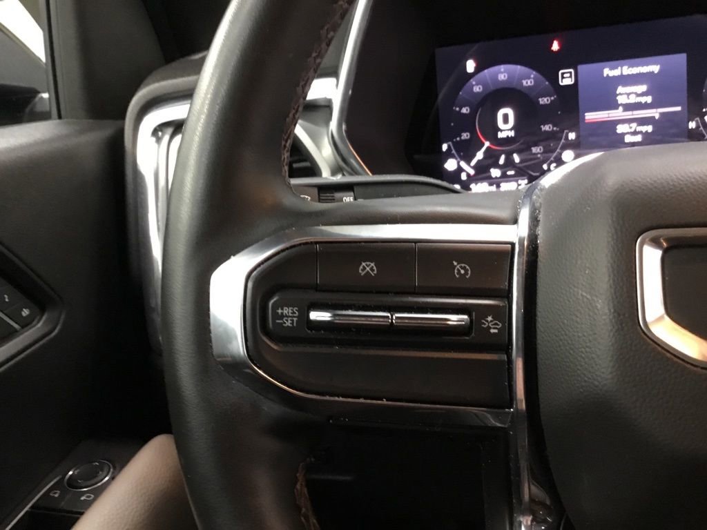 Used 2023 GMC Canyon Denali image 31