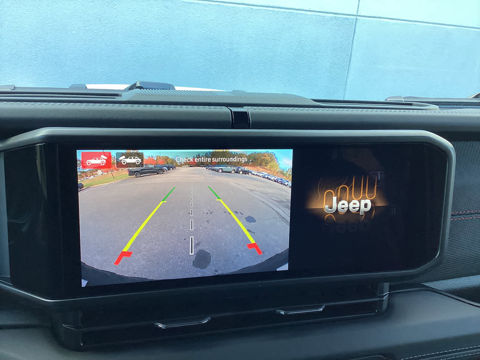 New 2026 Jeep Wrangler Unlimited Rubicon w/ Safety Group image 17