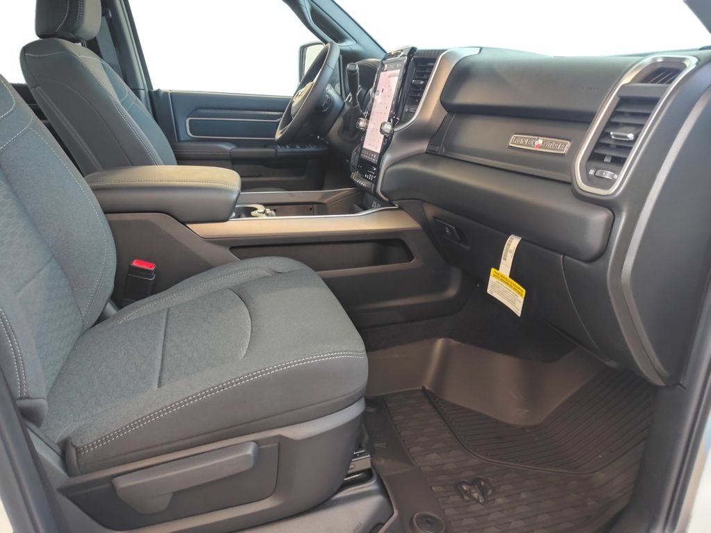 New 2026 RAM 3500 Lone Star AWD/4WD image 24