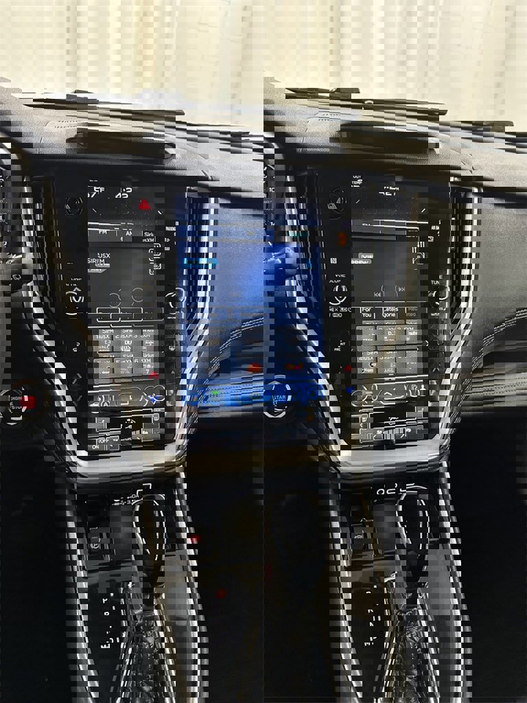 Used 2023 Subaru Outback Limited image 23