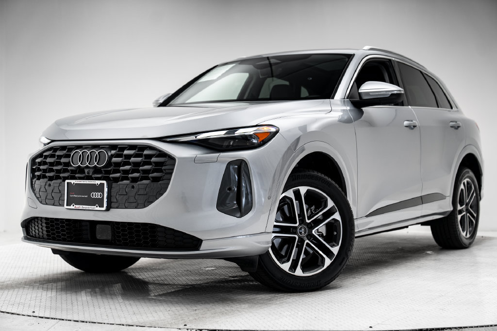 Certified 2025 Audi Q5 Premium w/ Convenience Package