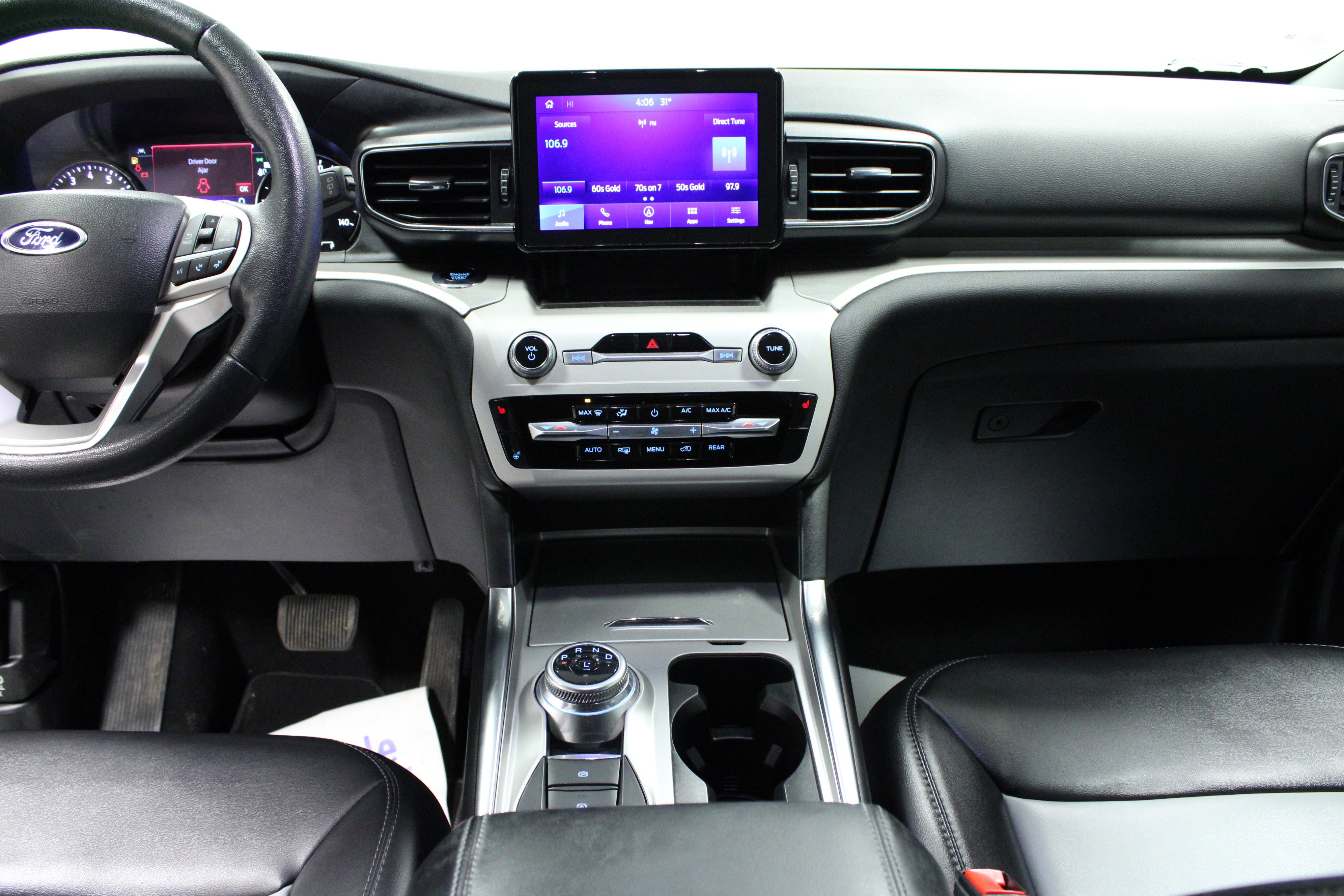 Used 2023 Ford Explorer XLT w/ Equipment Group 202A image 19