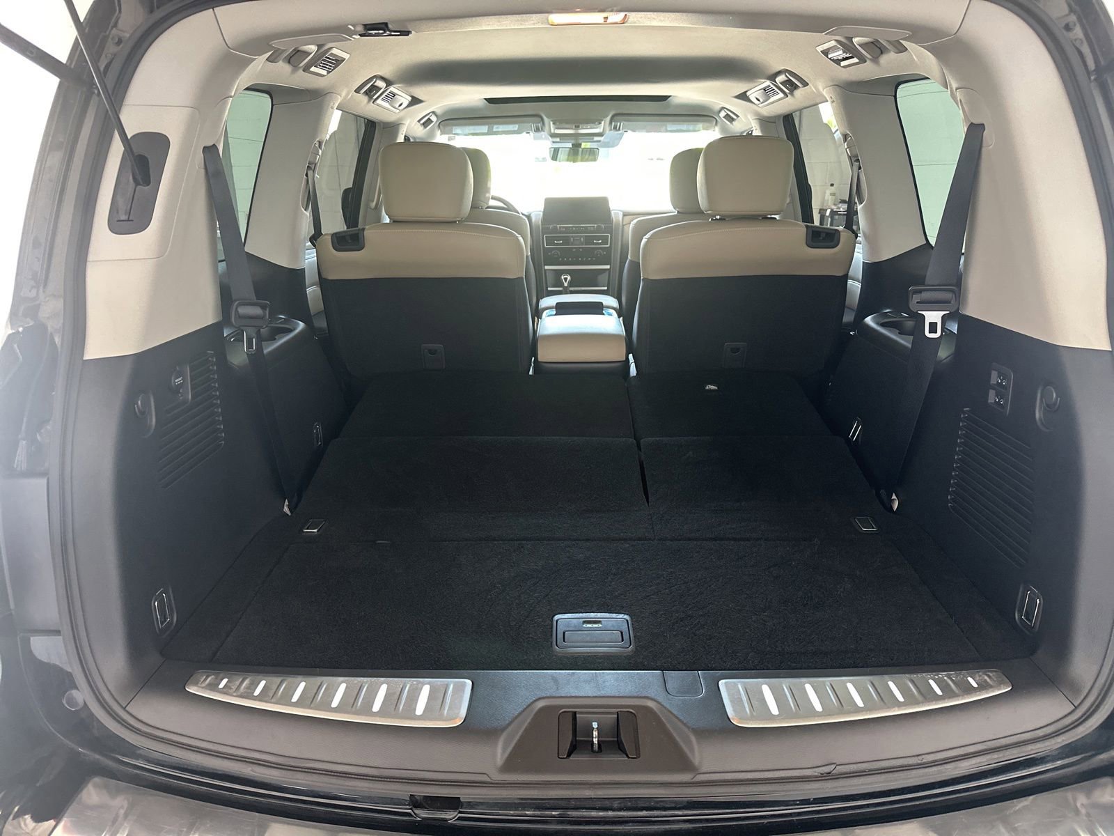 Certified 2023 INFINITI QX80 Premium Select w/ Cargo Package RWD image 11