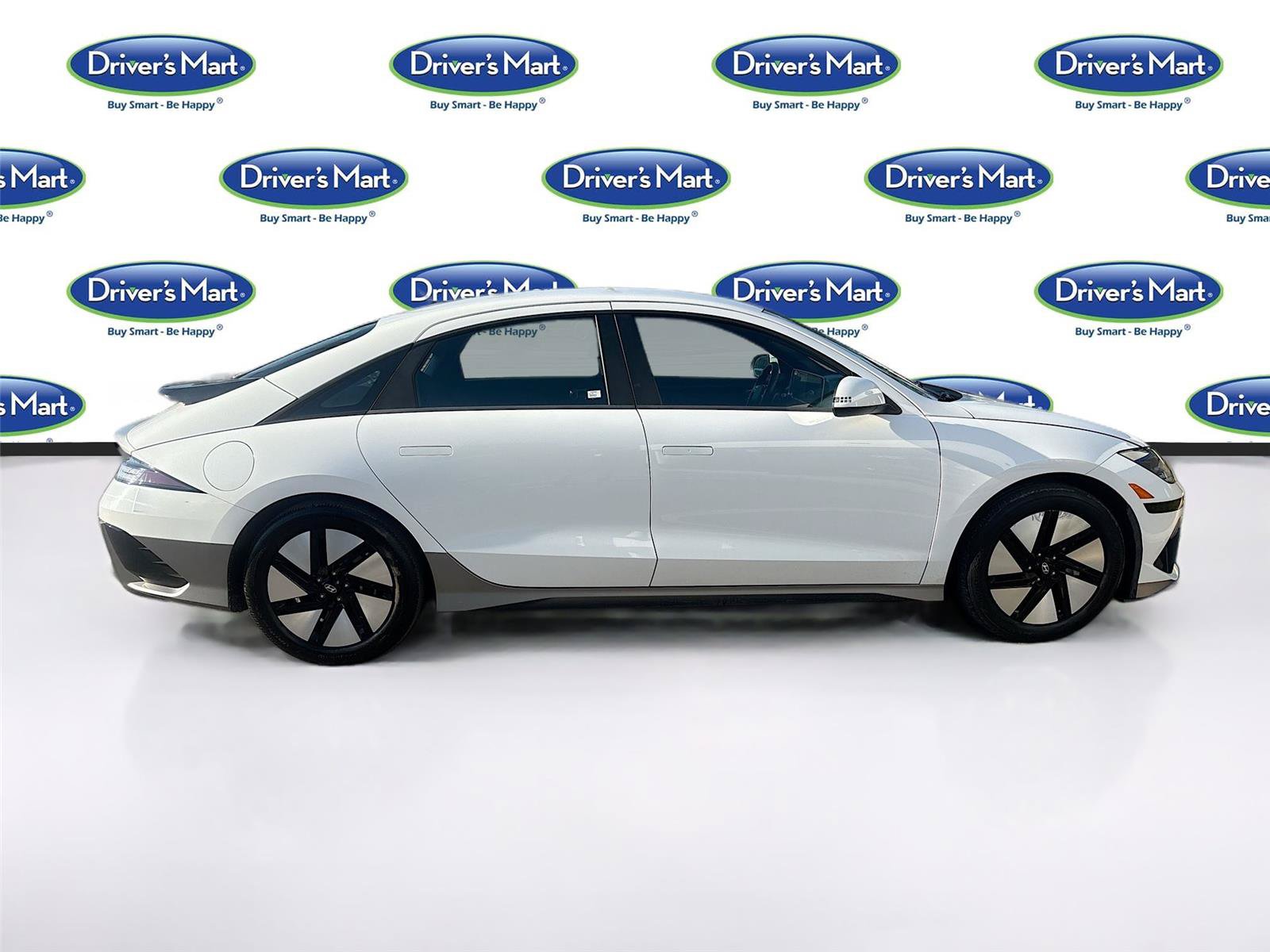Used 2023 Hyundai Ioniq 6 SE RWD image 8