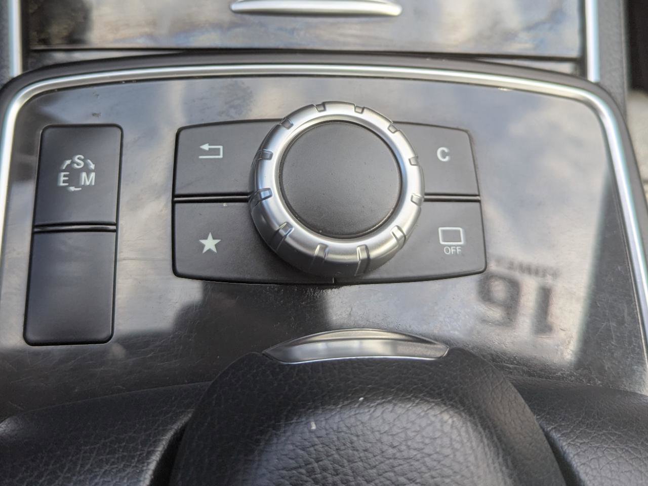 Used 2016 Mercedes-Benz E 400 4MATIC Coupe image 31