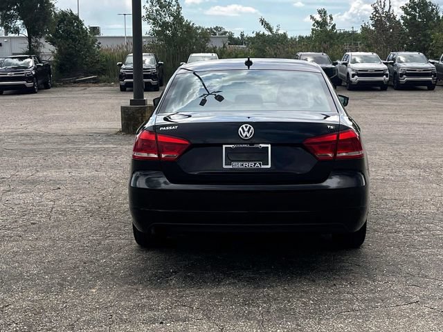 Used 2015 Volkswagen Passat 1.8T Limited Edition FWD image 6