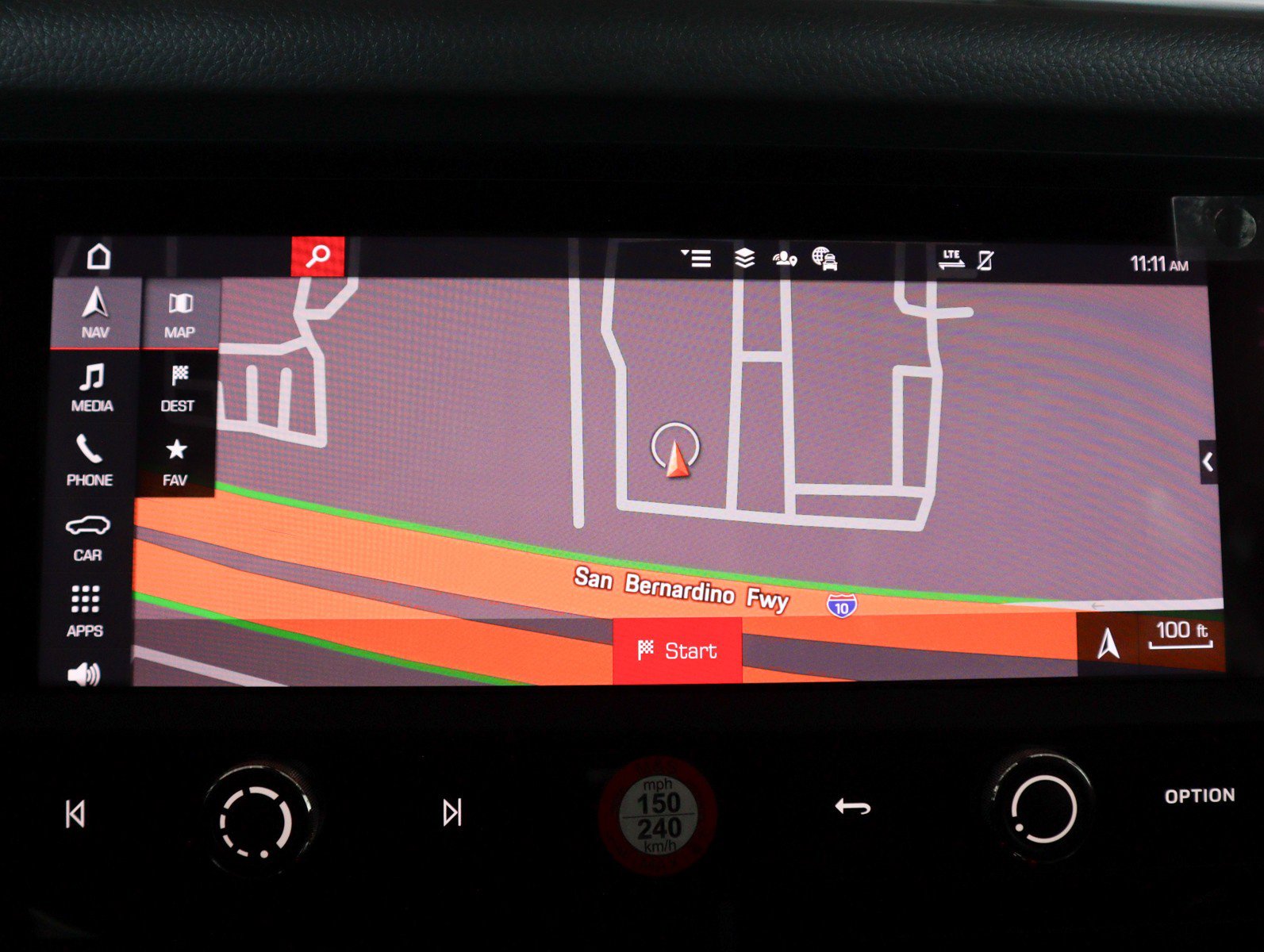 Certified 2025 Porsche Macan image 22