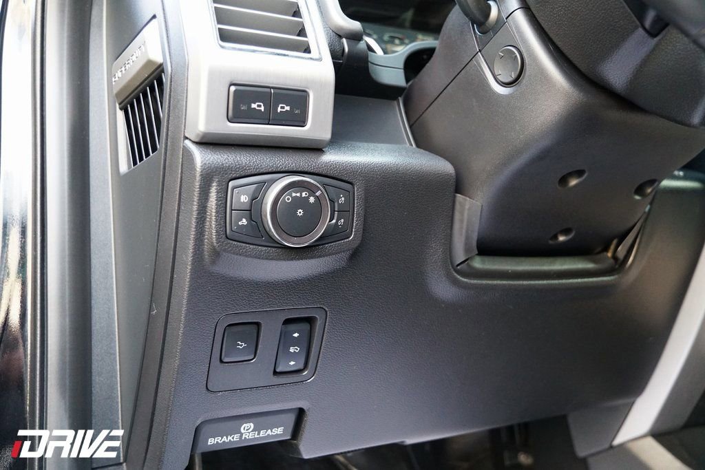 Used 2017 Ford F350 Platinum w/ Platinum Ultimate Package image 22