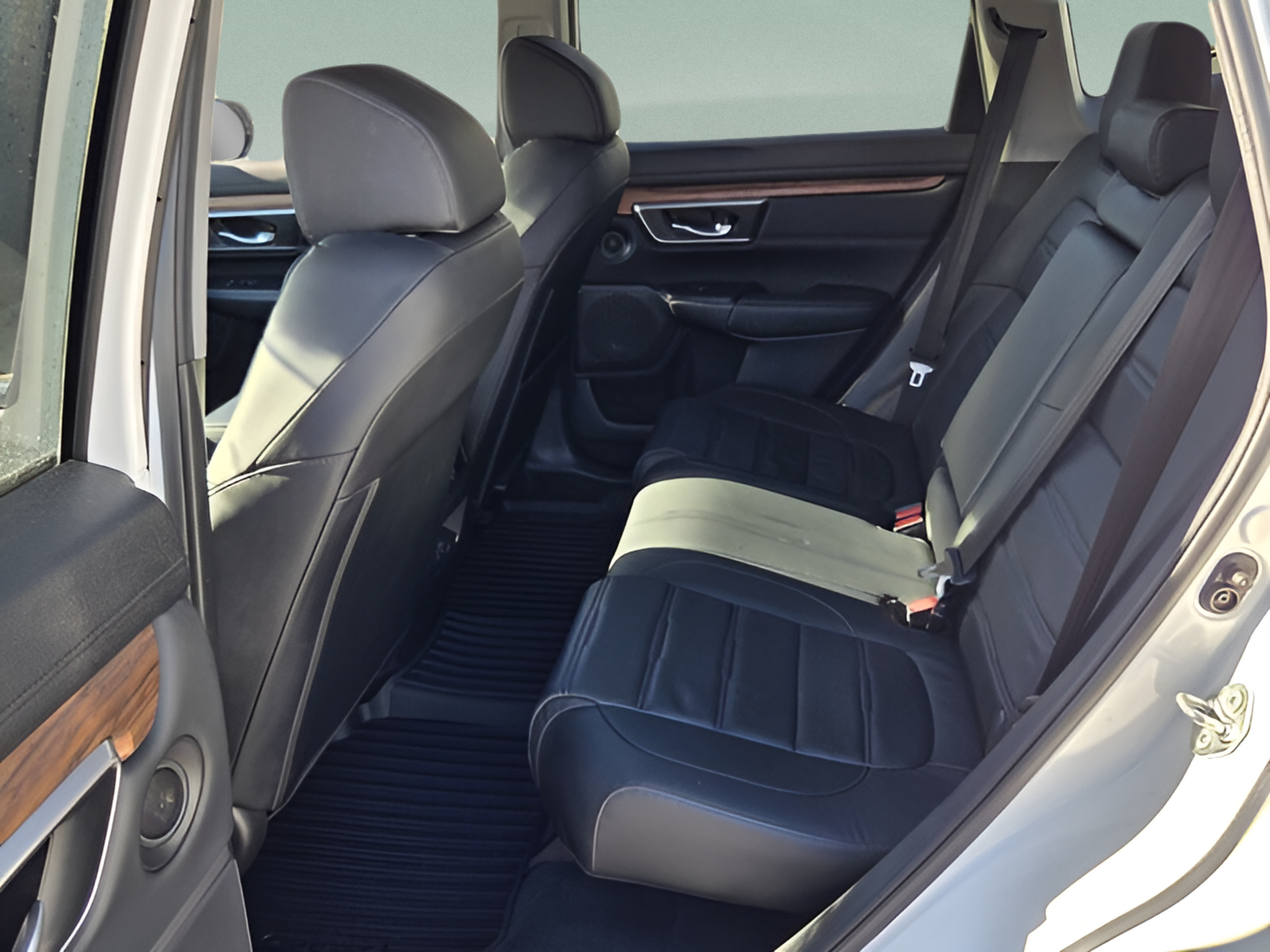 Used 2021 Honda CR-V EX-L image 10