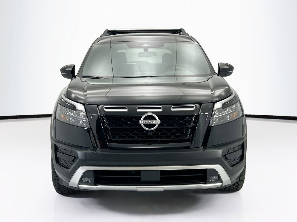 Used 2025 Nissan Pathfinder Rock Creek AWD/4WD image 2