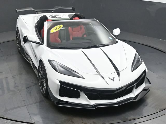 Used 2023 Chevrolet Corvette Stingray Convertible w/ Chrome Exterior Badge Package RWD image 46