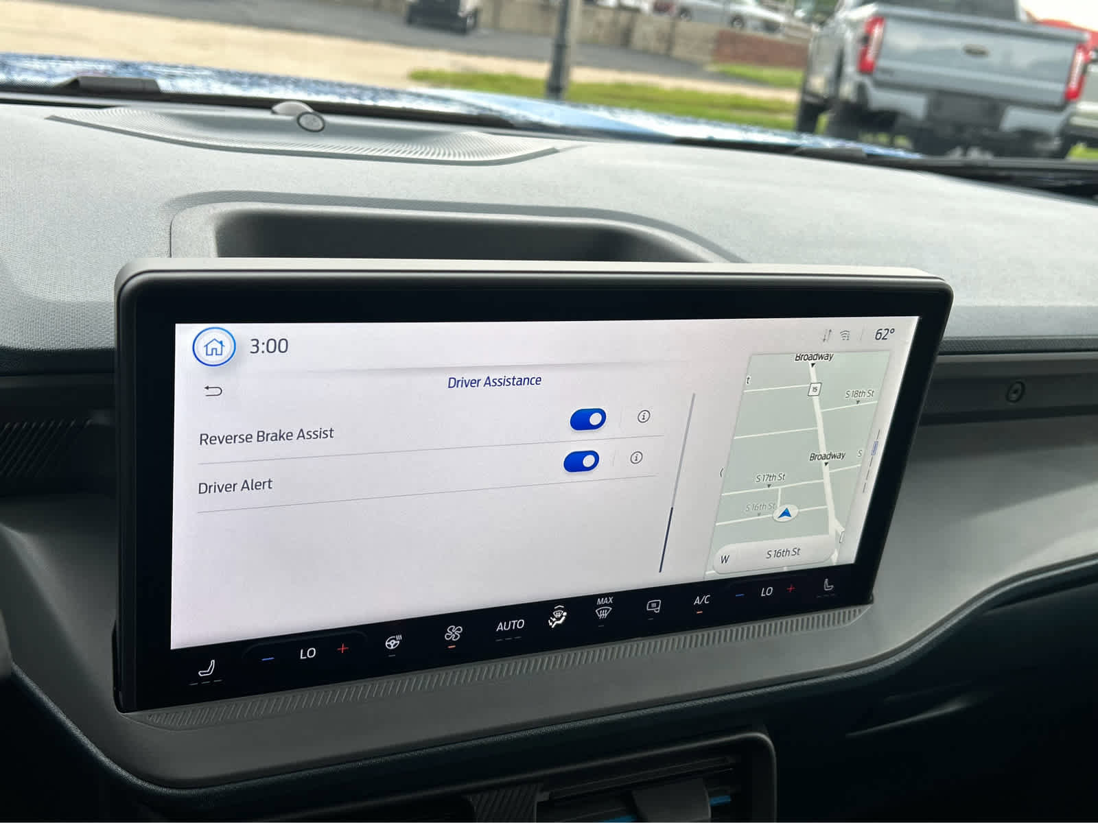 New 2025 Ford Maverick Lobo image 52