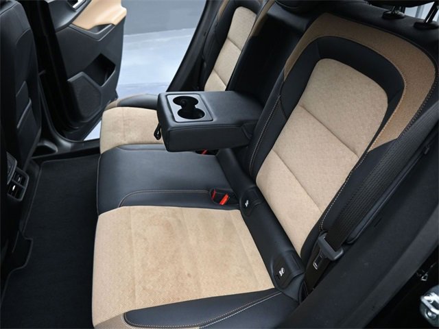 Used 2025 Chevrolet Equinox ACTIV w/ Safety and Technology Package image 16