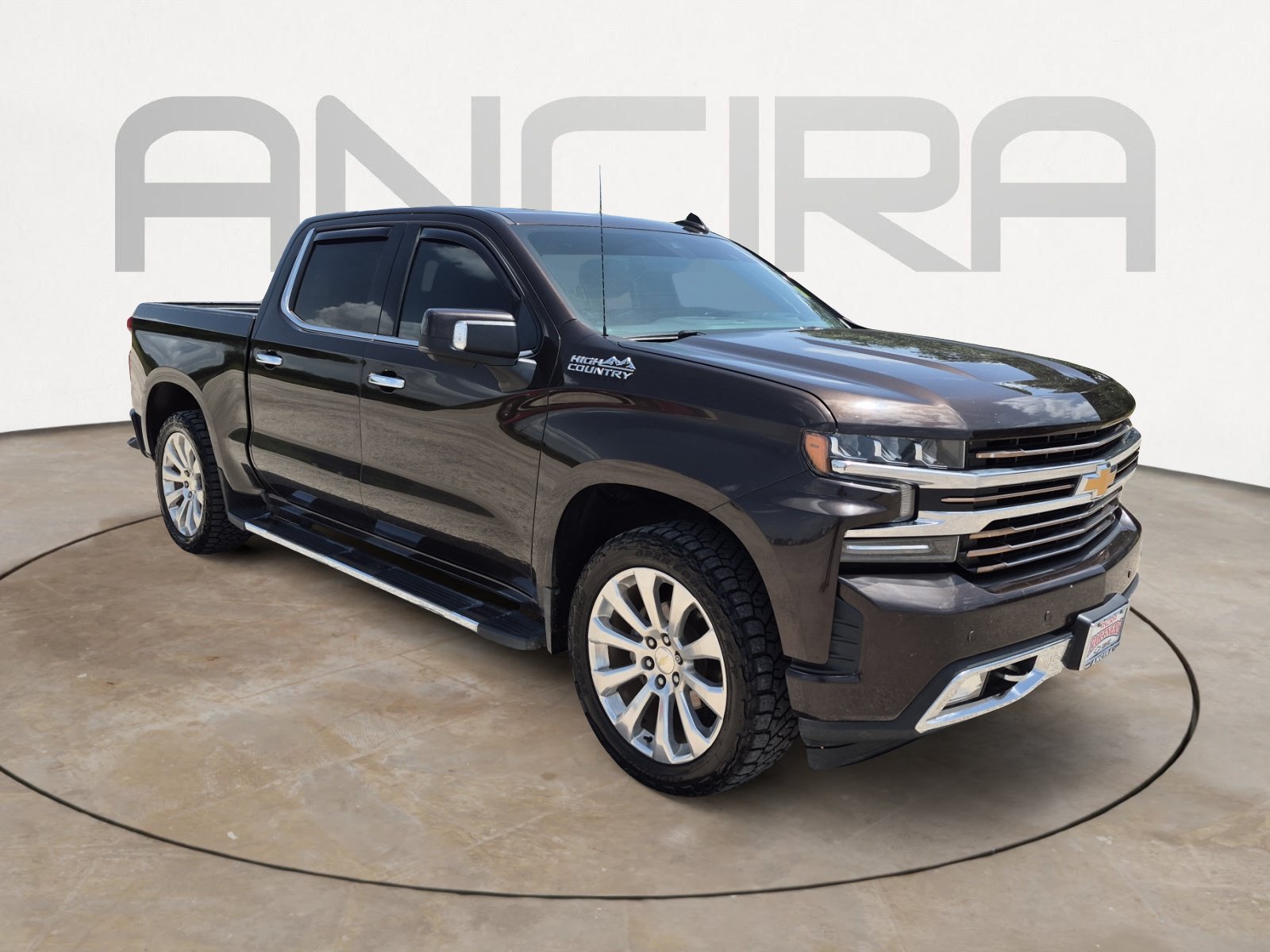 Used 2019 Chevrolet Silverado 1500 High Country w/ Technology Package AWD/4WD image 5
