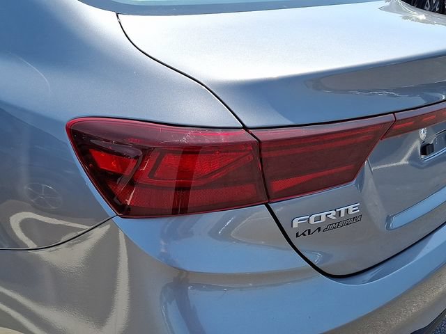 Used 2023 Kia Forte LXS w/ LXS Technology Package FWD image 10
